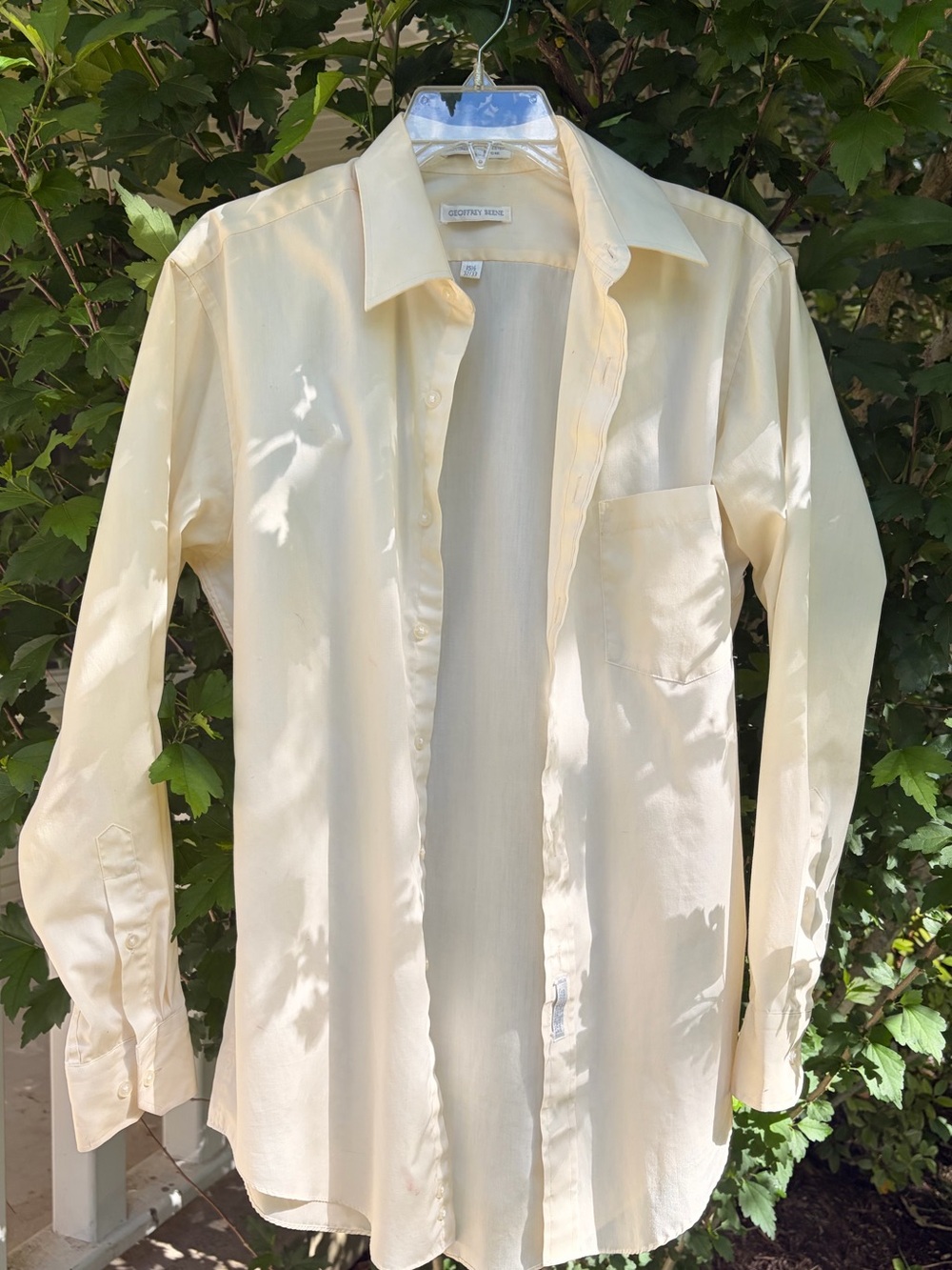 Geoffrey Beene Men's Light Cream Dress Shirt